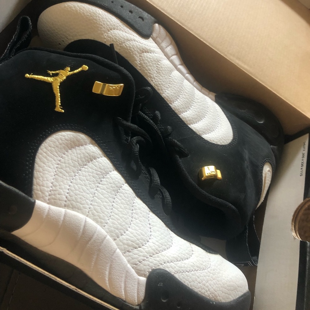 Used gently jump man pro jordan size 8.5 woman